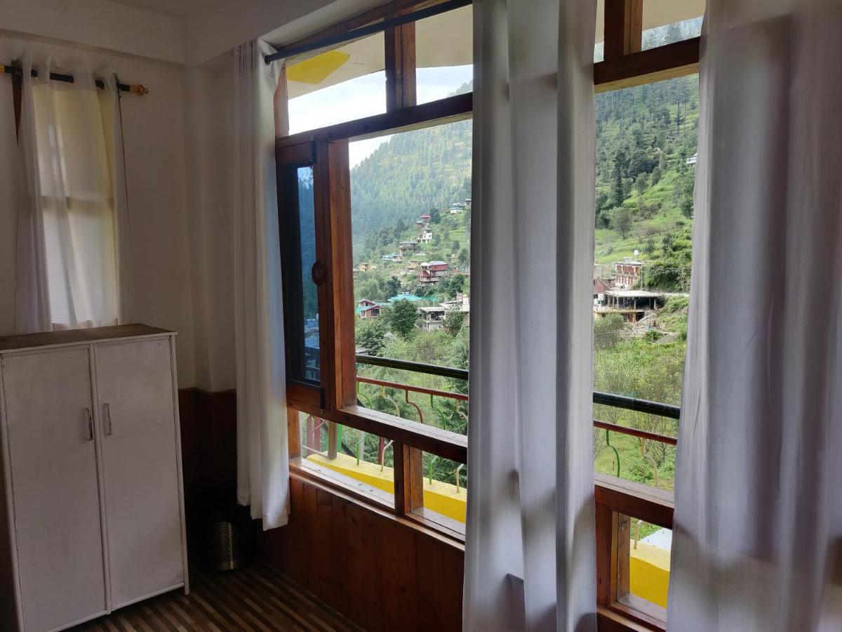 Отель Jibhi Highness River Side Экстерьер фото